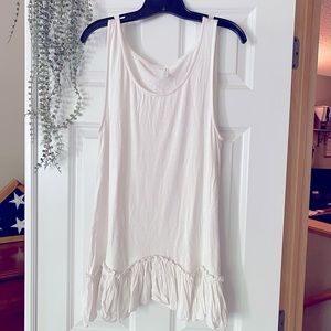 L love Ruffled Long Tank in White